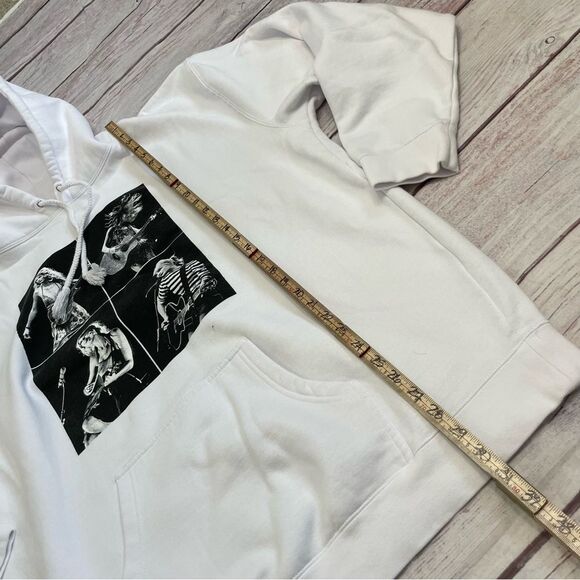 Taylor Swift Eras Tour 2023 Official Merch Black & White Sweatshirt Size 3XL - Picture 3 of 9